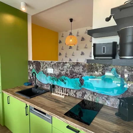 Panorama Superior - Pool, Garden, Parking