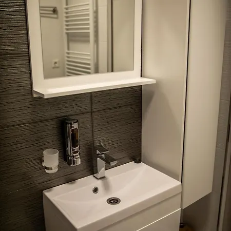 Panorama Superior - Pool, Garden, Parking شقة Balatonalmádi