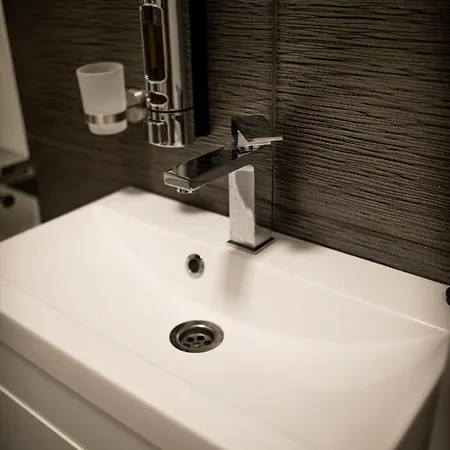 شقة Panorama Superior - Pool, Garden, Parking *