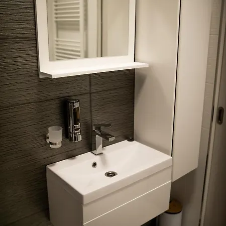 Panorama Superior - Pool, Garden, Parking *