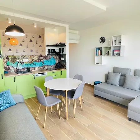 Panorama Superior - Pool, Garden, Parking Apartment