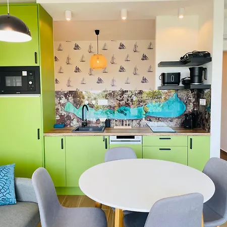 Panorama Superior - Pool, Garden, Parking