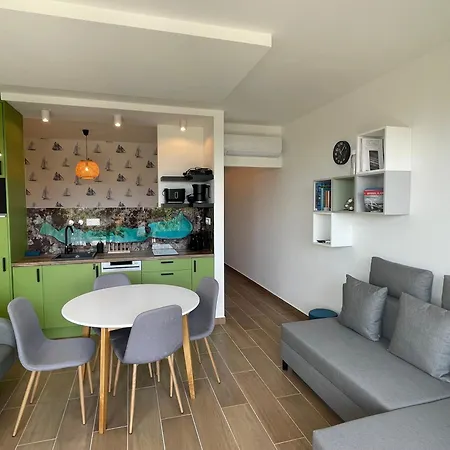 Panorama Superior - Pool, Garden, Parking Apartament *