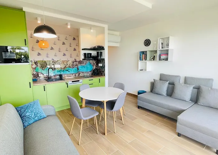 Panorama Superior - Pool, Garden, Parking Apartament
