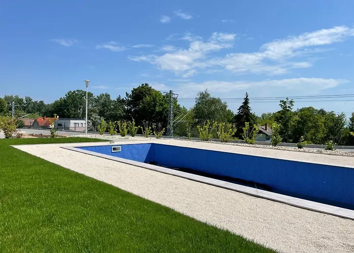 Apartament Panorama Superior - Pool, Garden, Parking